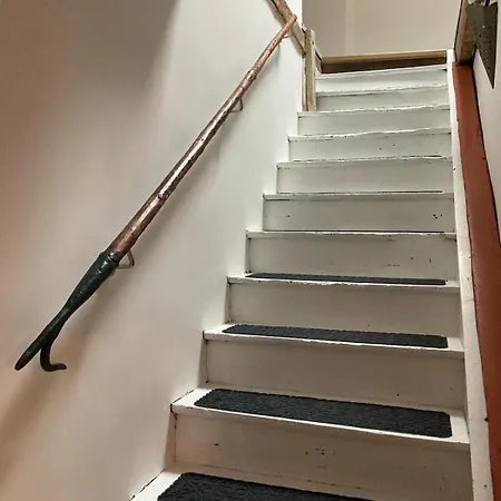 Centre Village * Burlats