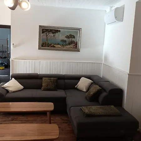 Centre Village Holiday home