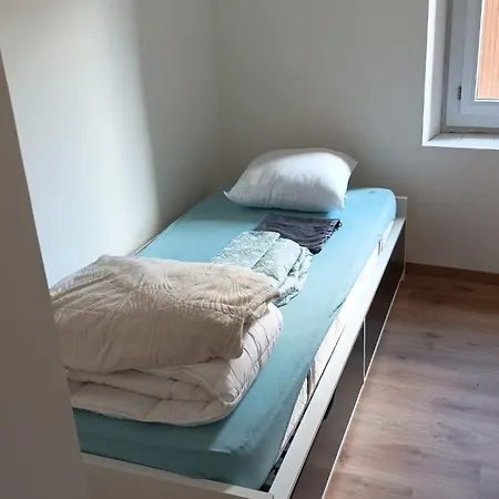 Centre Village Burlats