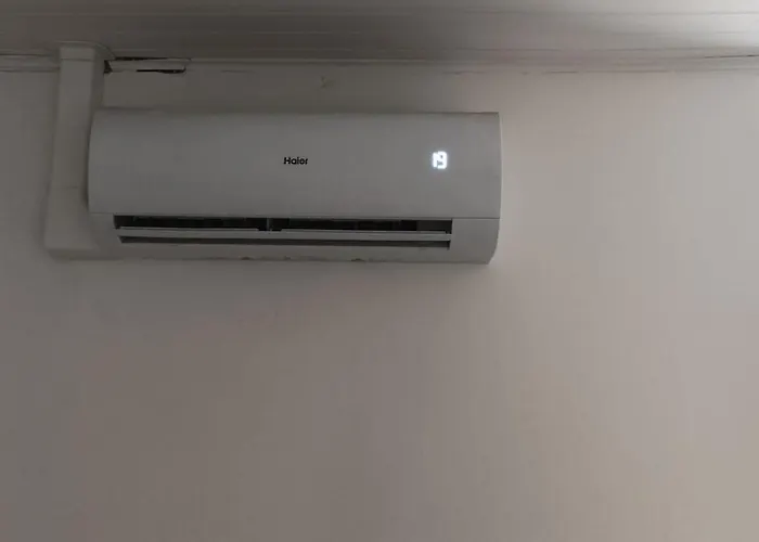 Centre Village Burlats