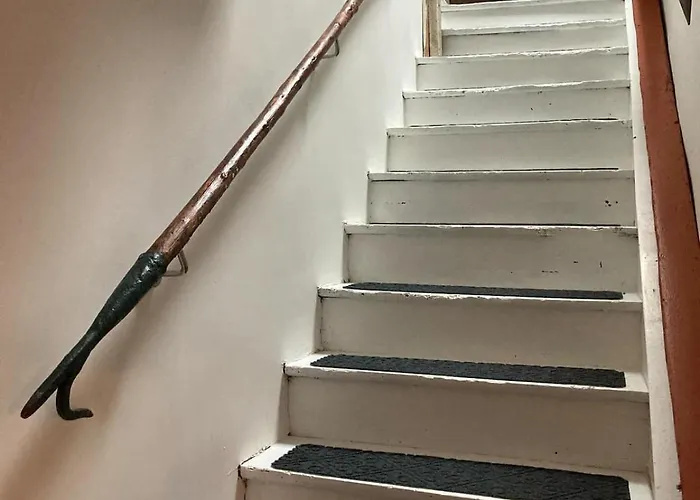 Centre Village * Burlats