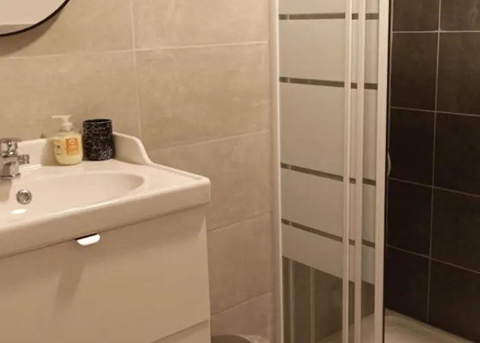 Centre Village * Burlats